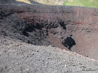 ateri eruzione 2002-23-09-2012 11-47-33